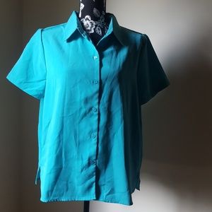 Roaman's 💙Light Blue Short Sleeve Blouse